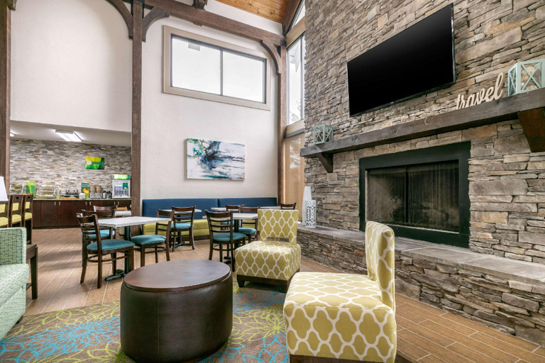 Public Area 2, Quality Inn Monteagle, Grundy