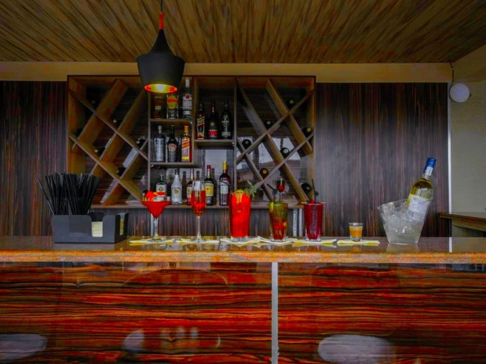 Food & Drinks 4, Witsspring Suites, Shomolu