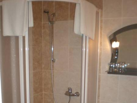 Bathroom 2, Hotel Ferum, Košice II