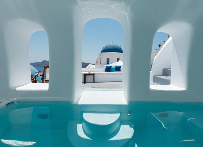 Sport & Beauty 2, Oia Spirit Studios by Mary D Nomikou, South Aegean