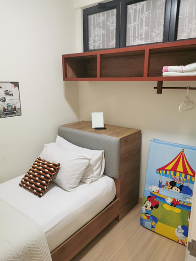 Bedroom 2, TIMURBAY by Fifth'D STUDIO free wifi & Netflix, Kuantan