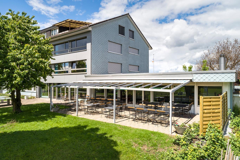 Exterior & Views 1, Rapperswil Jona Youth Hostel, See-Gaster