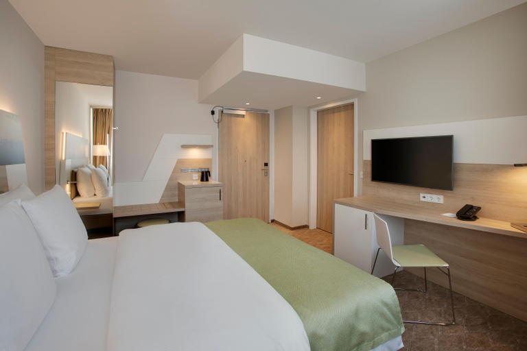 Bedroom 38