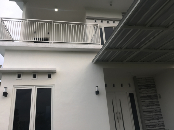 Exterior & Views 1, Villa Panorama (temporarily closed), Mojokerto