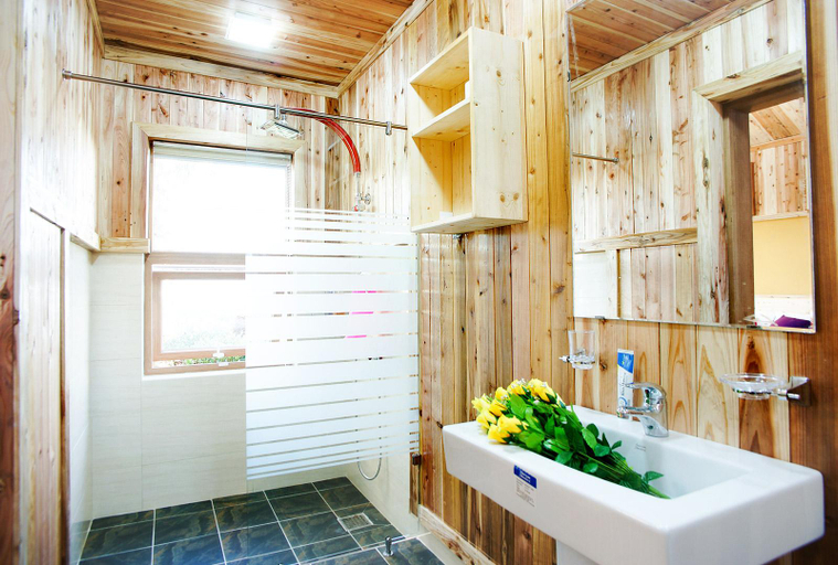 Bathroom 2, Jeju Memory Pension, Seogwipo