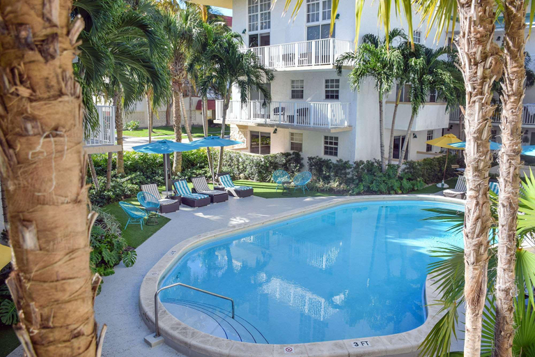 Sport & Beauty 4, Coral Reef Suites Key Biscayne, Miami-Dade