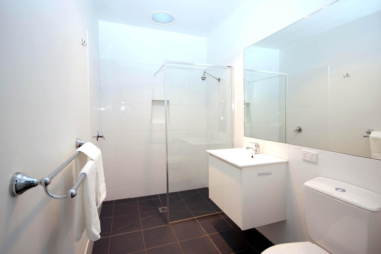 Bathroom, The Abbey, E. Gippsland - Bairnsdale