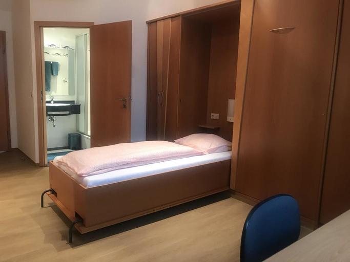 Bedroom 2, Au P'tit Max - Studios hotel, Luxembourg