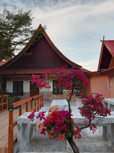 Public Area 2, Vimanmek hotel, Amphoe Muang Yasothon