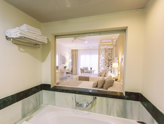 Bathroom 4, Bahia Principe Fantasia Punta Cana, Salvaleon de Higuey
