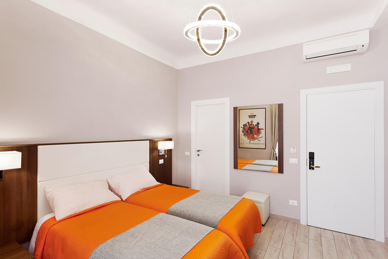 Bedroom 2, Archi di Roma Guest House, Rome