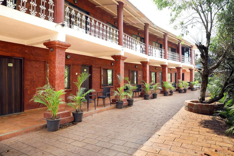 Exterior & Views 1, HTL On The Rocks W Swimming Pool Near Mapro, Satara