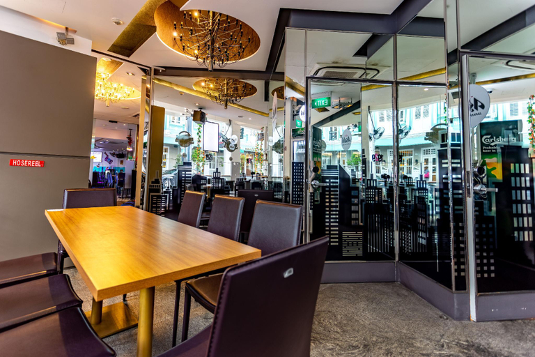 Food & Drinks 4, Q Loft Hotel1929@Chinatown (SG Clean Certified & Staycation Approved), Singapura