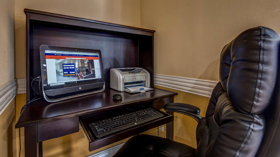 Others 4, SureStay Plus by Best Western Alvin, Brazoria