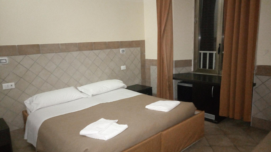Bedroom 3, Alex Romano, Rome