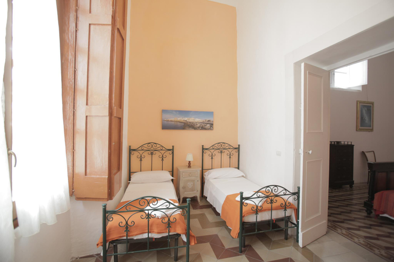 Bedroom 2, B&B Palazzo Balsamo Gallipoli, Lecce