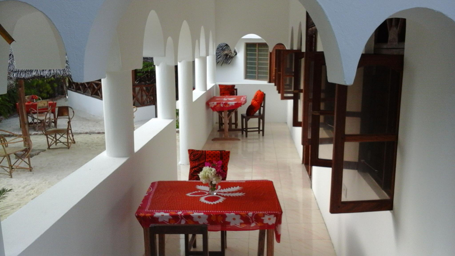 Food & Drinks, racoco villa, Kusini
