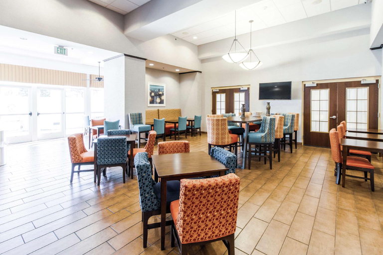 Food & Drinks 4, Hampton Inn & Suites Huntsville Hampton Cove, Madison