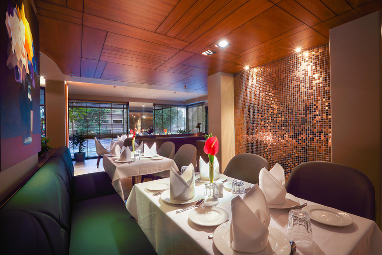 Food & Drinks 3, The Grandeur Boutique Hotel, Mumbai Suburban