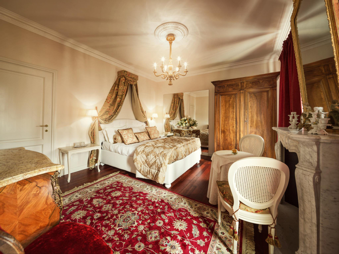 Bedroom 2, Duchessa Margherita Chateau & Hotel, Cuneo