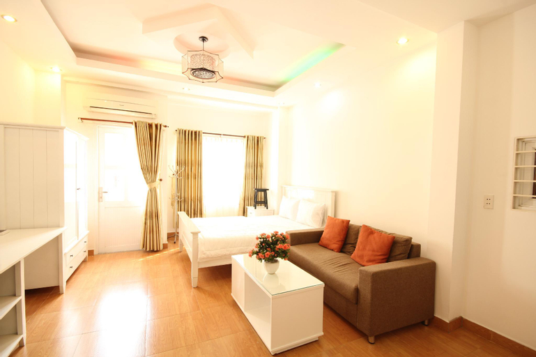 Smiley Apartment 3- 101 Seviced studio Apartment with balcony, Quận 1
