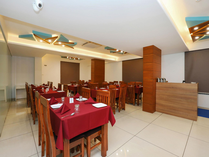 Food & Drinks 5, Hotel Avista, Vadodara