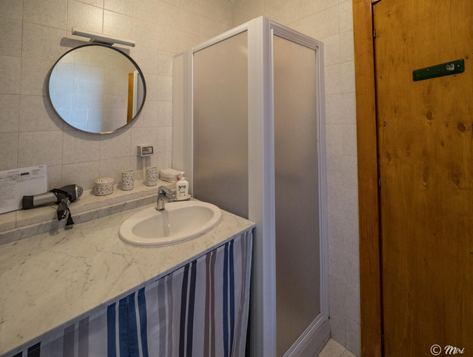 Bathroom 3, Il Baluardo Sea View Apartment on the Cliff, La Spezia