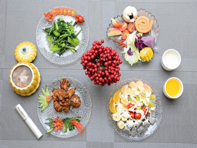 Food & Drinks 6