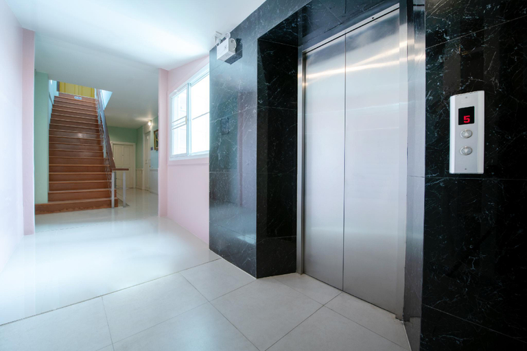 Public Area 2, Blooming Hill Boutique Suites, Pattaya