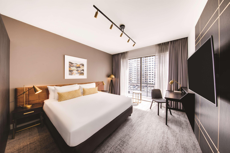 Bedroom 3, Vibe Hotel Sydney, Sydney