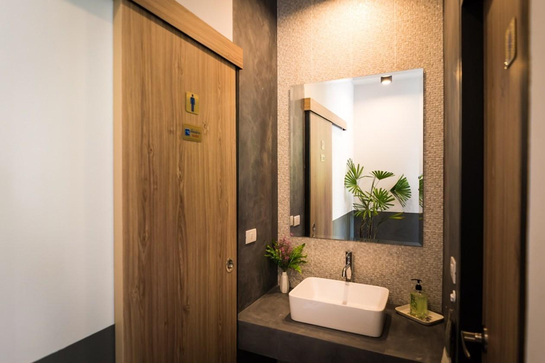 Bathroom 4, PP Grand Kamala Hotel, Phuket Island