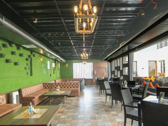 Others 4, Skyotel, Lucknow