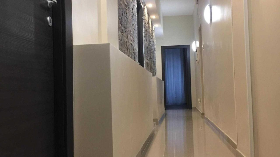 Public Area 3, CANDIA ROOMS, Roma