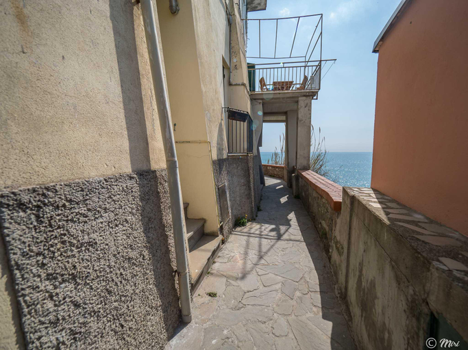 Others 5, Il Baluardo Sea View Apartment on the Cliff, La Spezia
