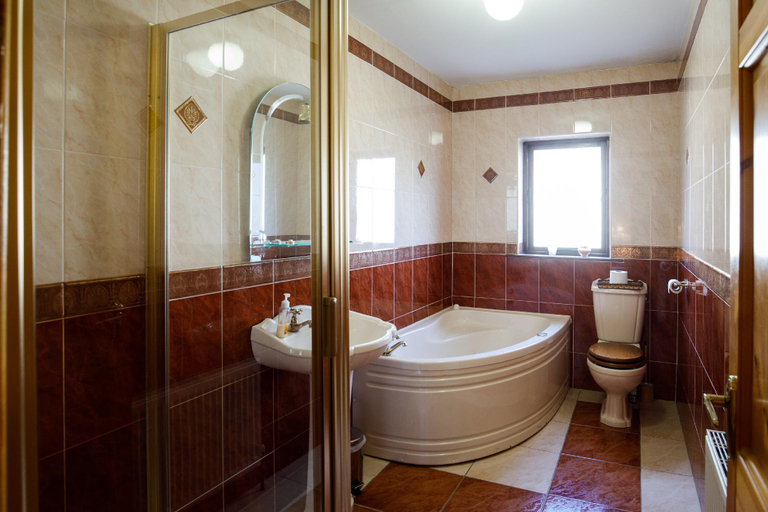 Bathroom 4, Rent a Room Sligo
