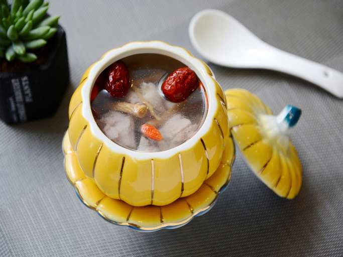 Food & Drinks 16