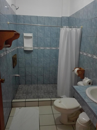 Bathroom 4, Arenal Xilopalo Room, San Carlos