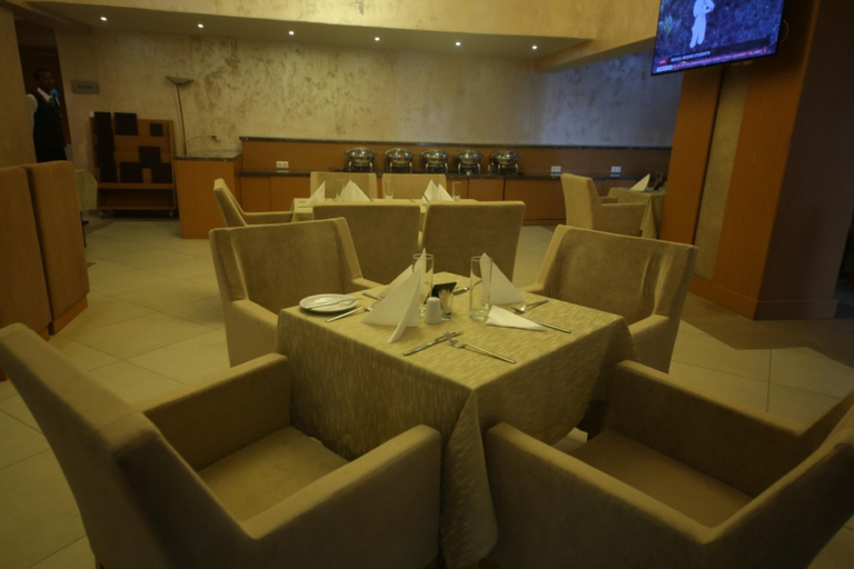 Food & Drinks 5, Momona Hotel., Addis Abeba