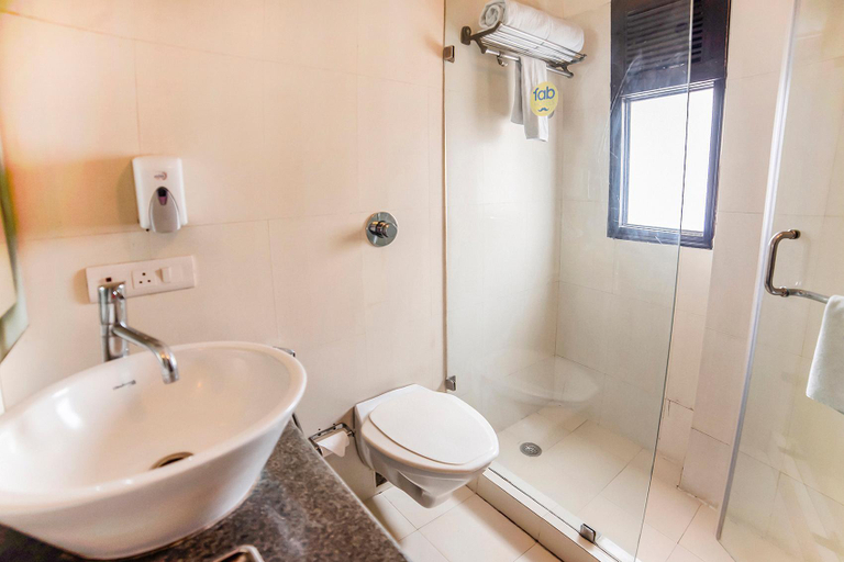 Bathroom 4, Fabhotel Anutham, Delhi