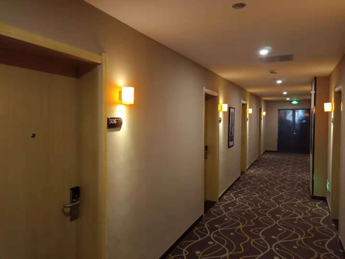 Public Area 2, 7 Days Premiuma Xingtai Zhongxing West Street Gush, Xingtai