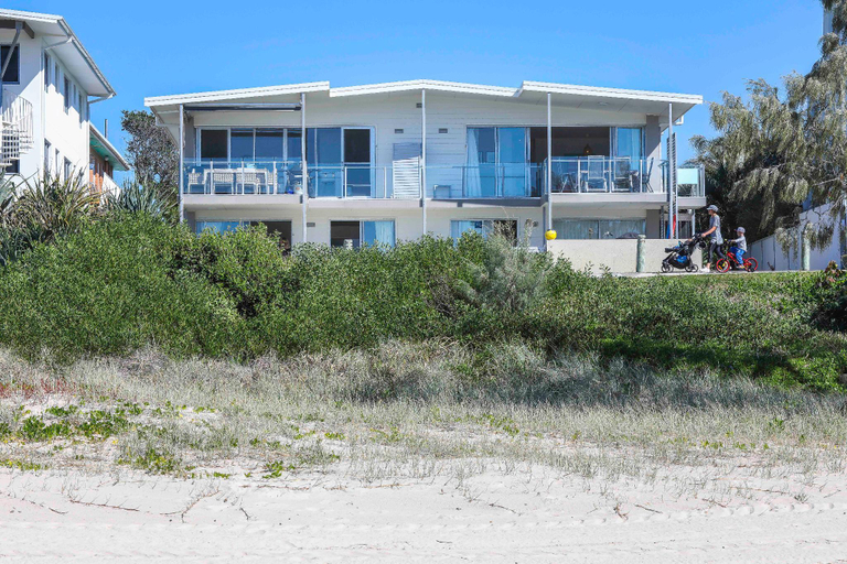 Exterior & Views 2, Sandbox Luxury Beach Front Apartments, Gold Coast