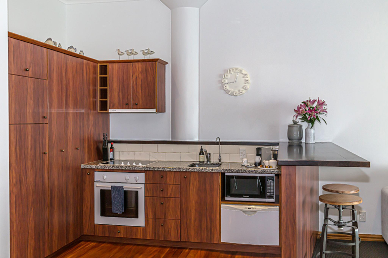 Others 5, Princes Wharf Fabulous Views 1BR Apartment , Waitakere