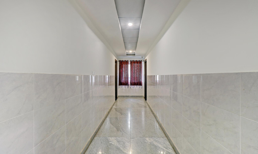Public Area 3, Treebo Sai Suites Inn Nagavara, Bangalore