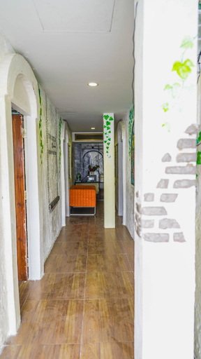 Public Area 2, RoomQuest Amphawa VaylaSamran, Amphawa