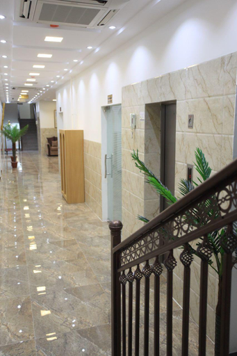 Lobby 5, Al Manzel Hotel Apartments, Bausher