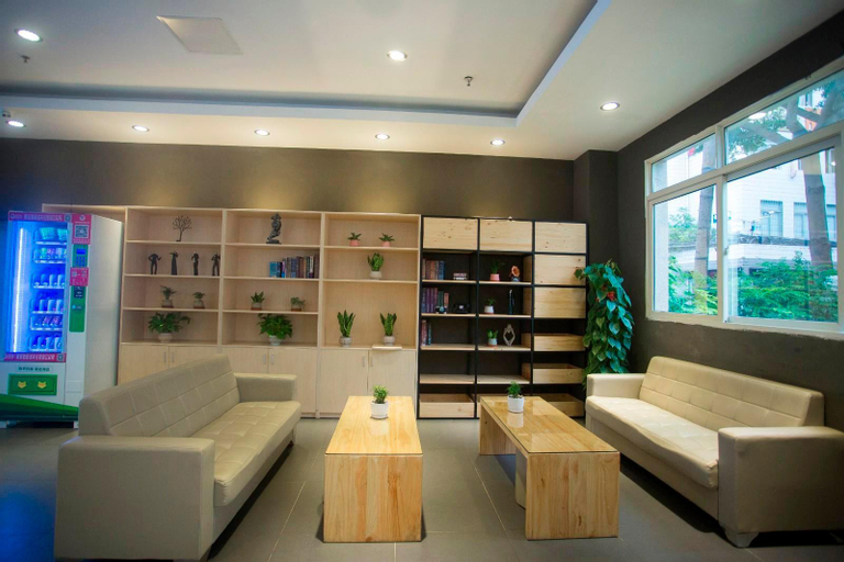 Public Area 9