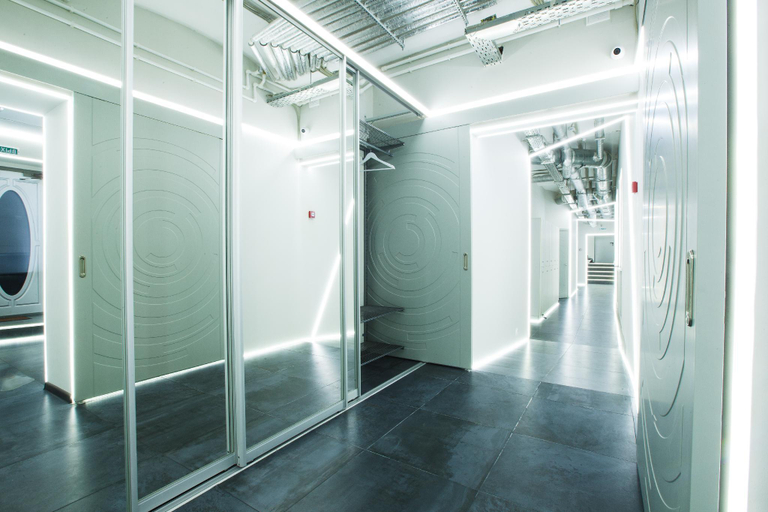 Others 5, Buran capsule hotel, Central