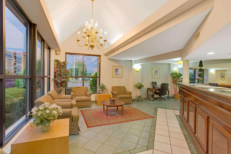 Public Area 2, Days Inn by Wyndham Rock Hill, York