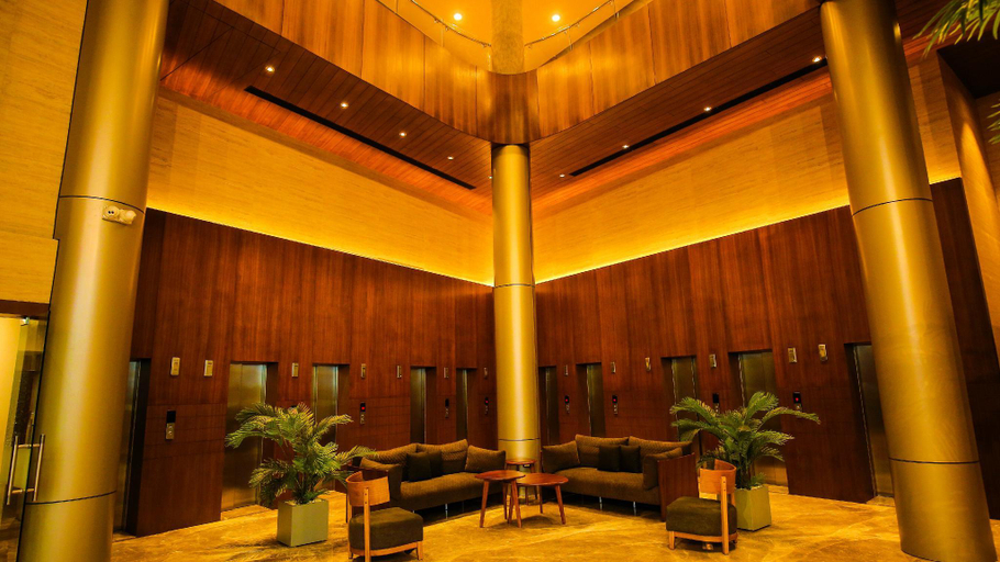 Public Area 4, The Weekend Address, Surat