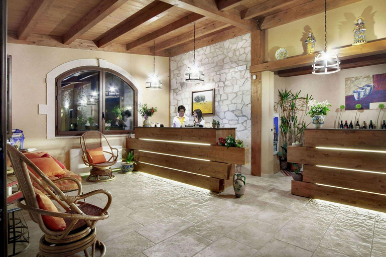 Public Area 2, Artemisia Resort, Ragusa